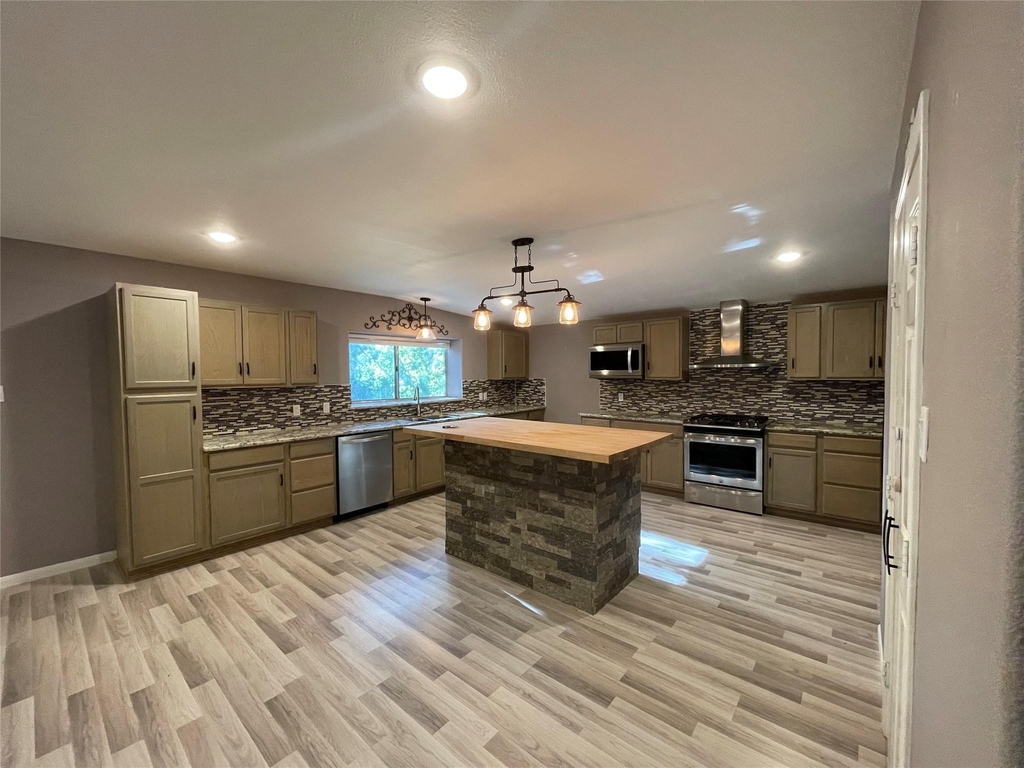 3406 E Bayou Drive E - Photo 15