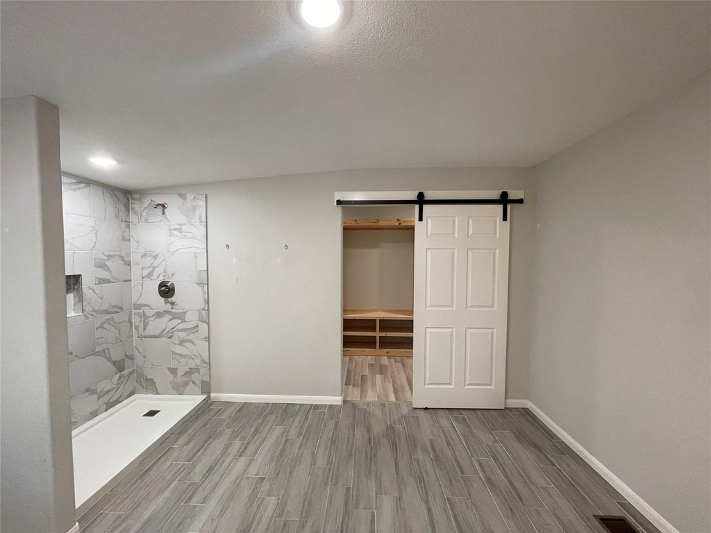 3406 E Bayou Drive E - Photo 9