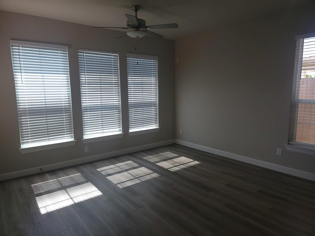 944 Tillman Lane - Photo 5
