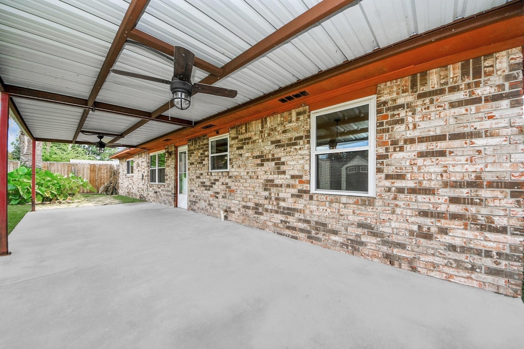 1110 E Brown Lane - Photo 13