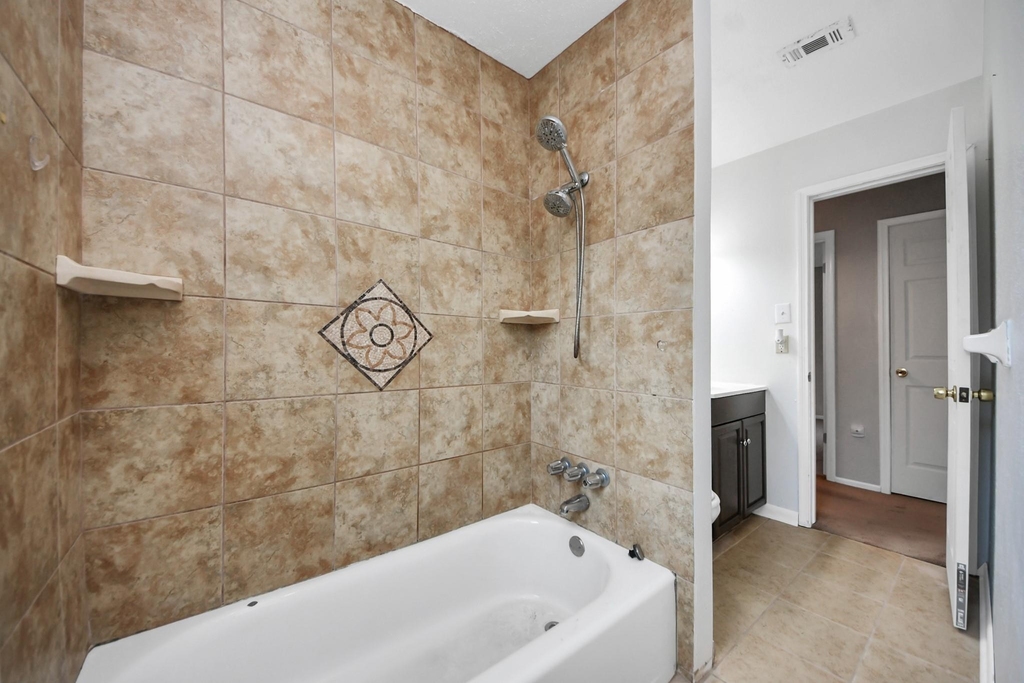 1110 E Brown Lane - Photo 36