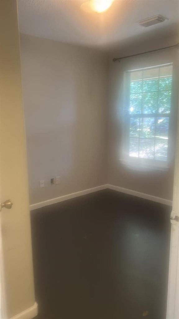 122 Lindley Street - Photo 2