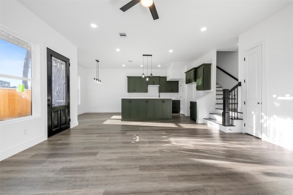1304 Duff Lane - Photo 7