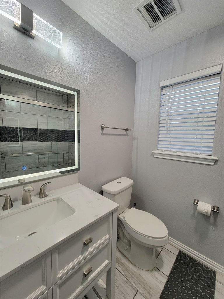 2602 27th Avenue N - Photo 6