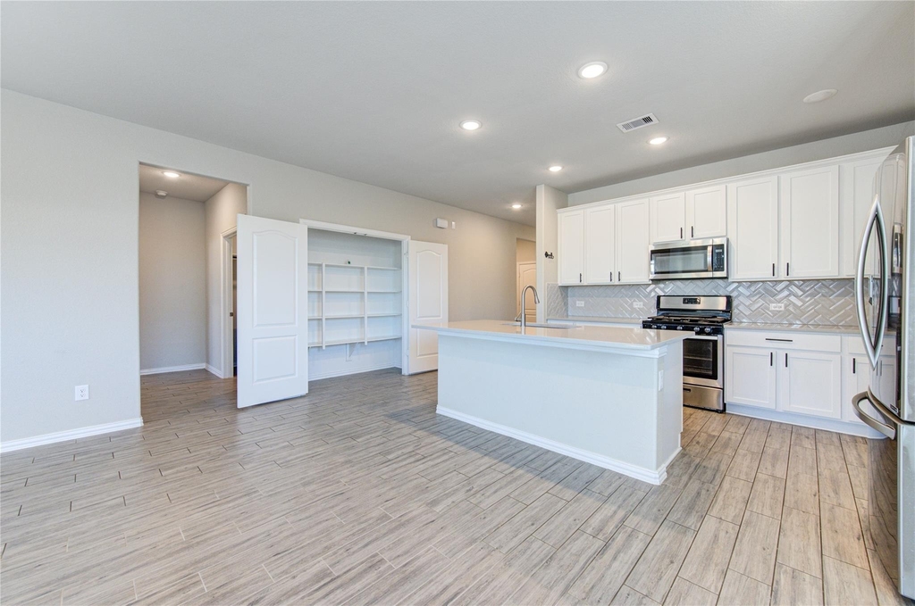 31326 Conover Drive - Photo 4