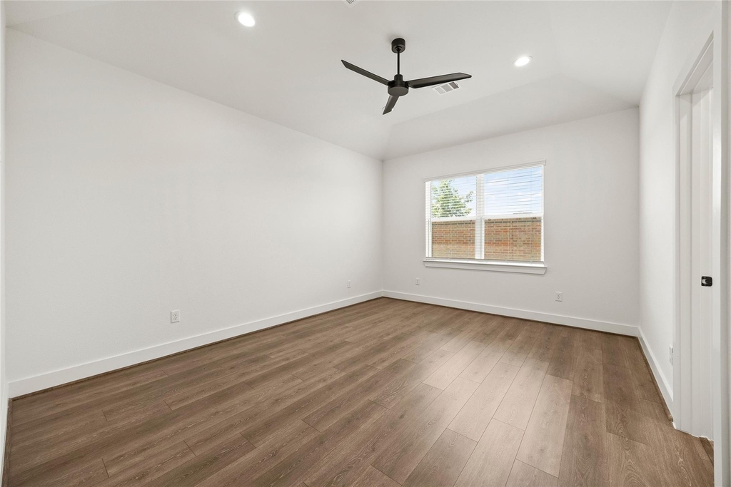 2760 Sunny Briar Drive - Photo 13