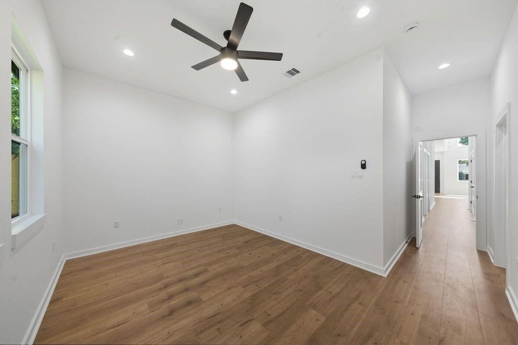 5029 Van Fleet Street - Photo 7