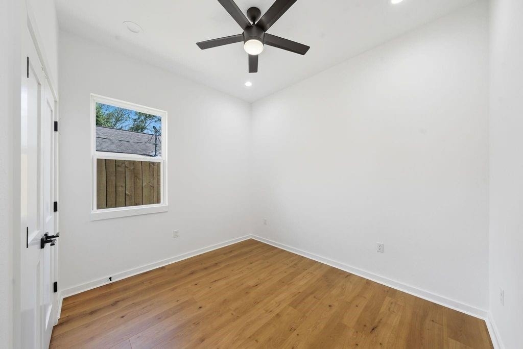 5029 Van Fleet Street - Photo 12