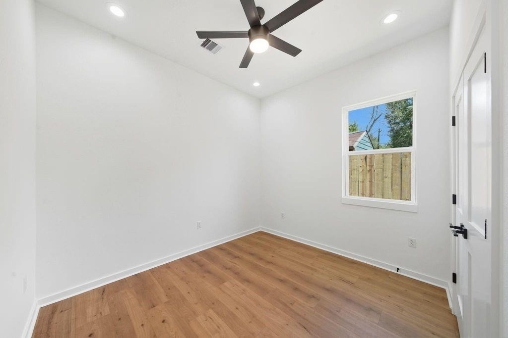 5029 Van Fleet Street - Photo 13