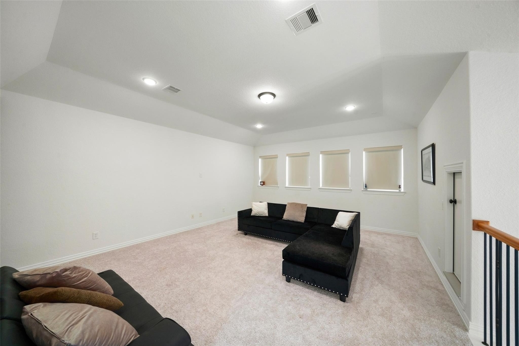 20802 Mirror Point Drive - Photo 18