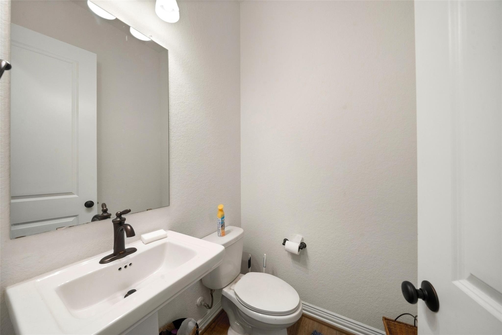 20802 Mirror Point Drive - Photo 23