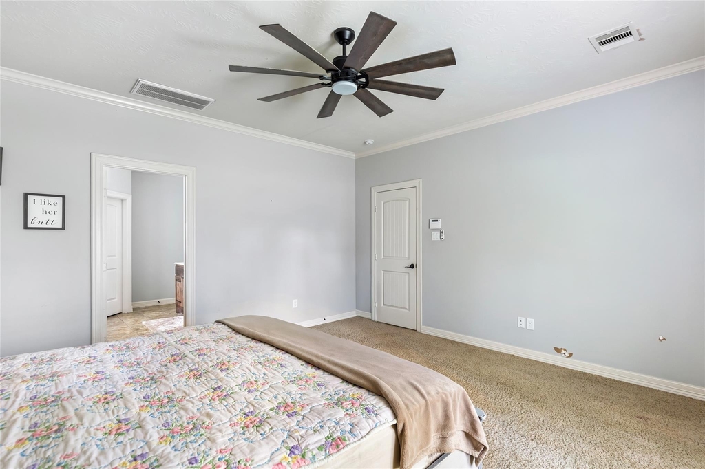 1922 Shark Court - Photo 17