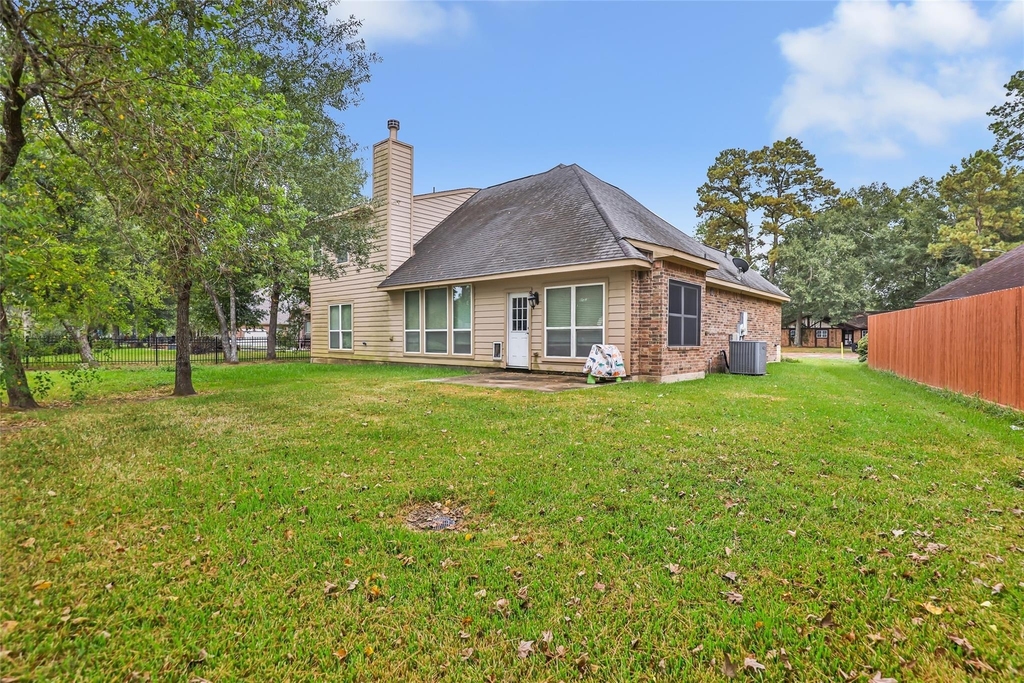 1922 Shark Court - Photo 27