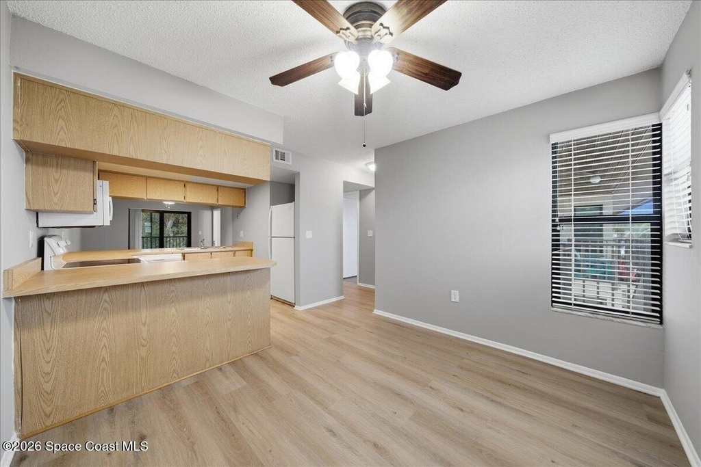 515 Landings Way - Photo 10