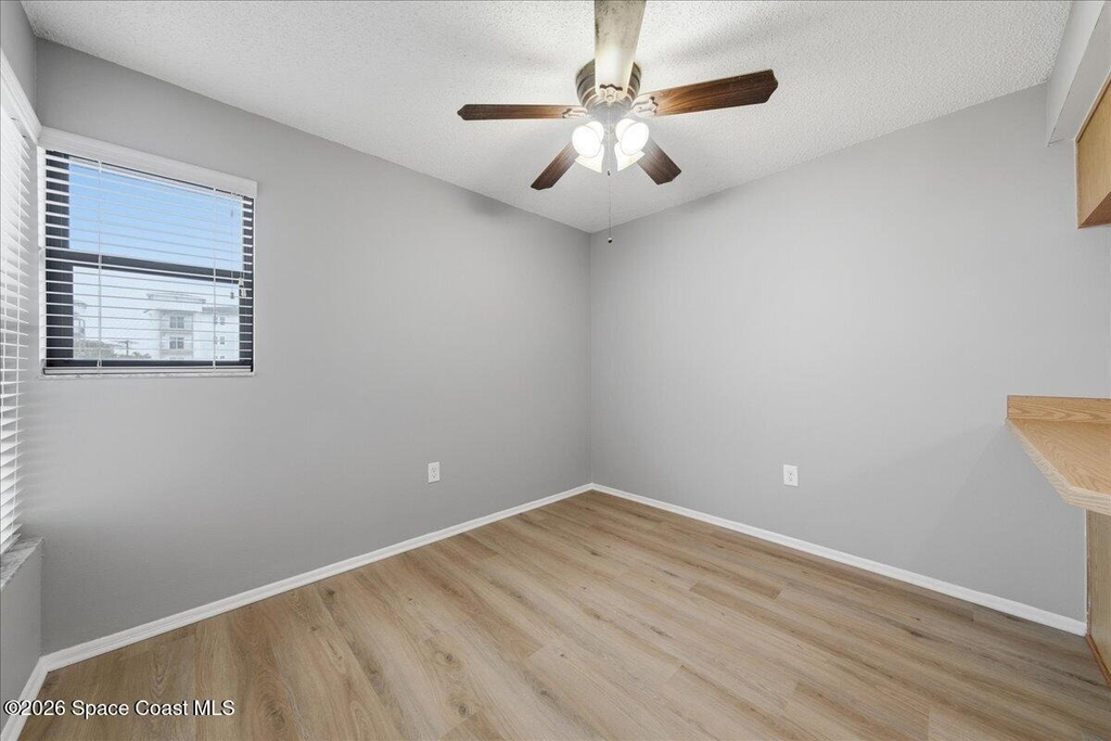 515 Landings Way - Photo 11