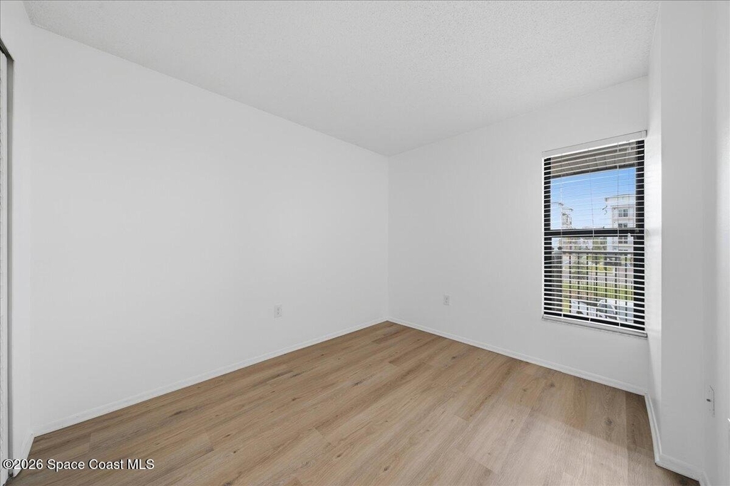 515 Landings Way - Photo 22