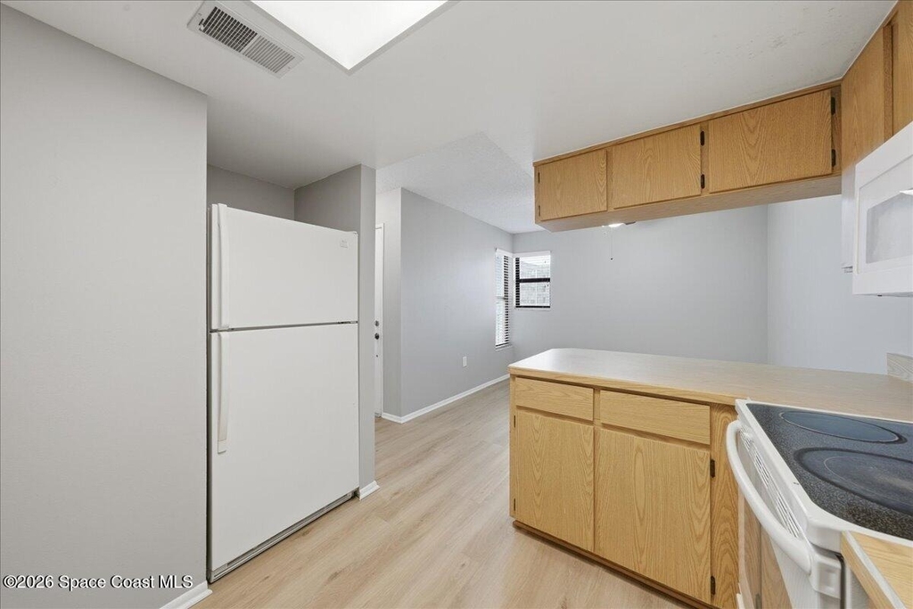 515 Landings Way - Photo 8