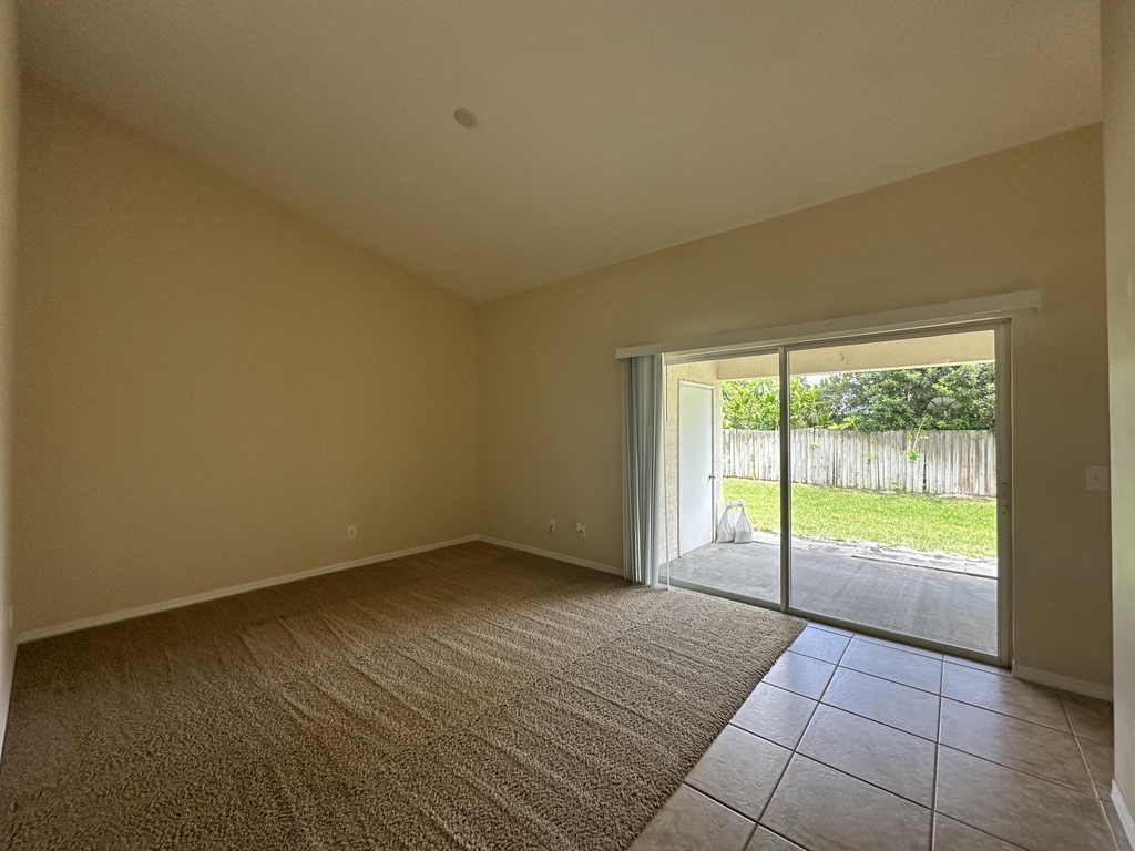 2058 Foxwood Drive - Photo 4