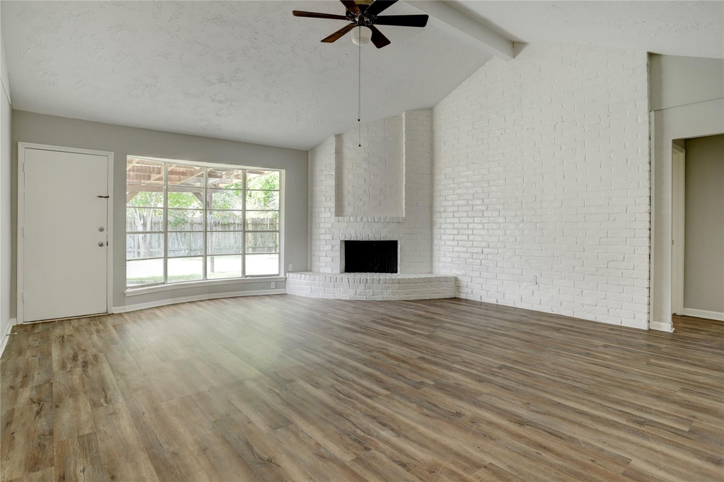 6919 Silver Star Drive - Photo 8