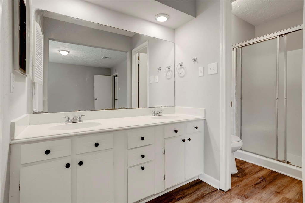 6919 Silver Star Drive - Photo 12