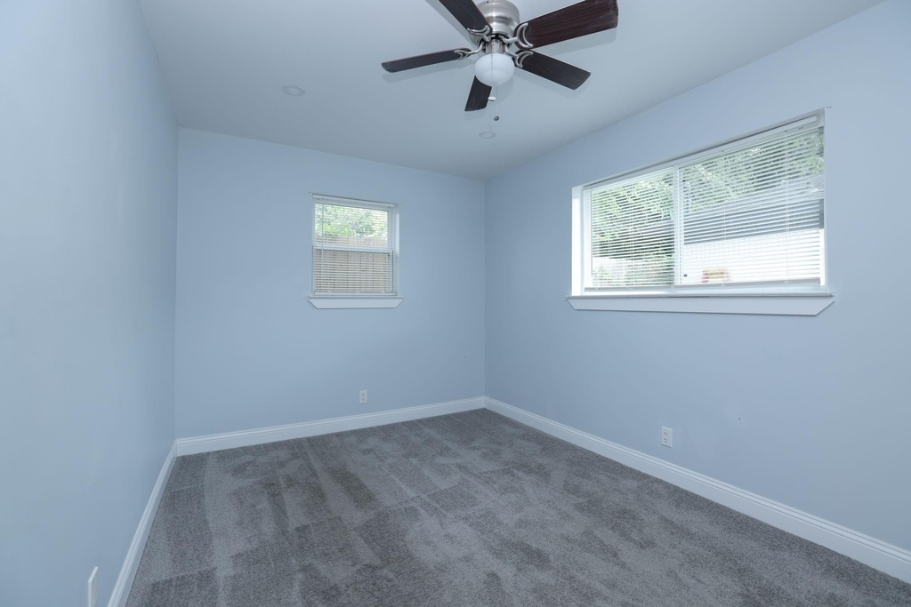 4116 Linn Street - Photo 6