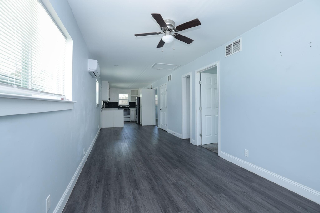 4116 Linn Street - Photo 2