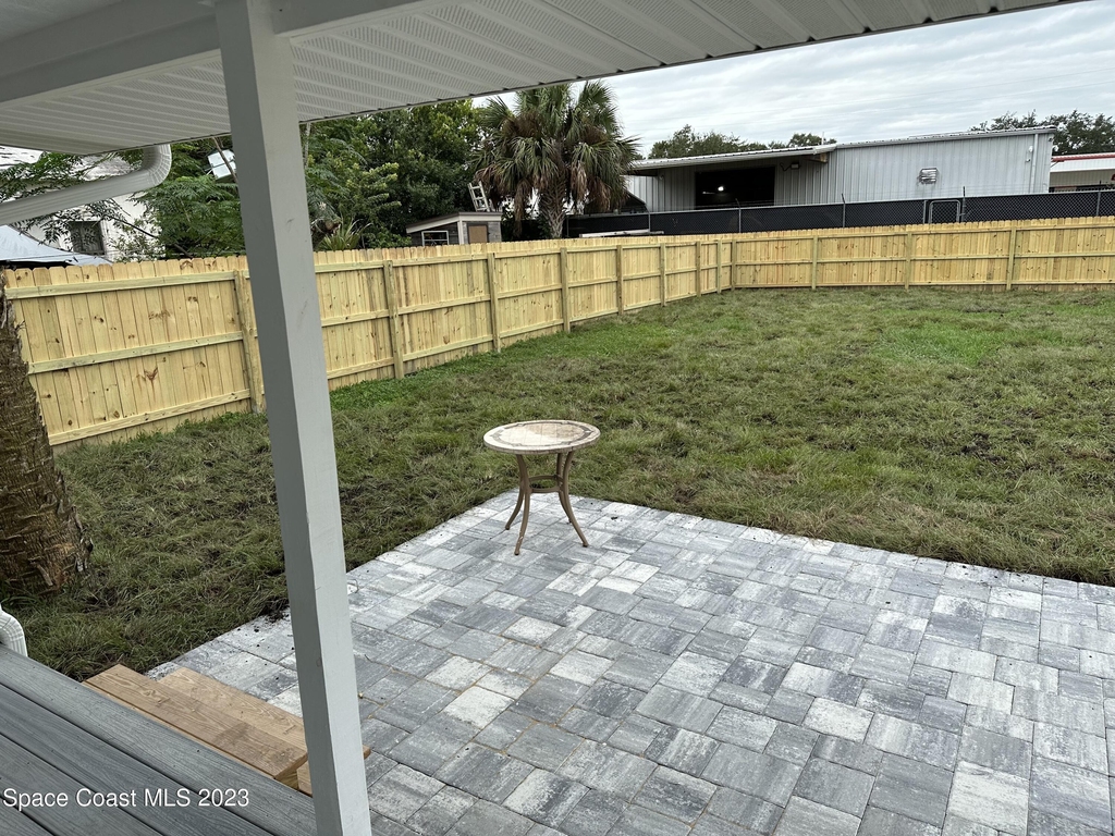 63 Sw Shannon Avenue - Photo 8