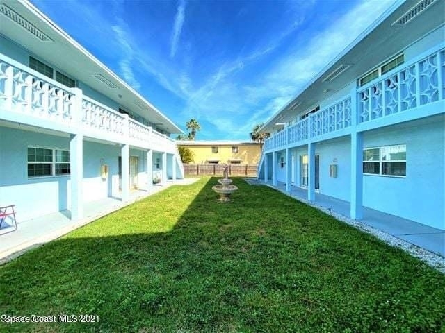 308 Buchanan Avenue - Photo 1