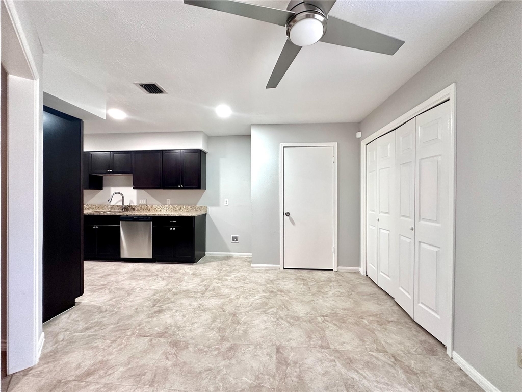 11626 Coachfield Lane - Photo 23