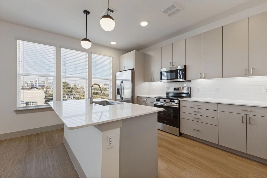 1506 N Prairie Avenue - Photo 6