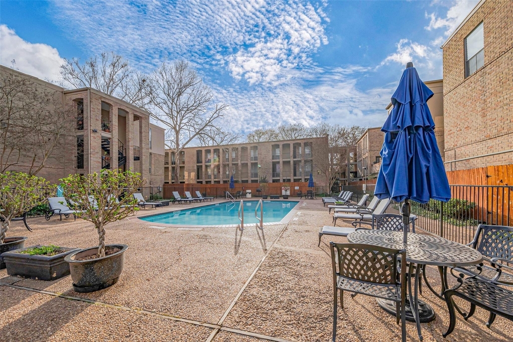 4639 Wild Indigo Street - Photo 17