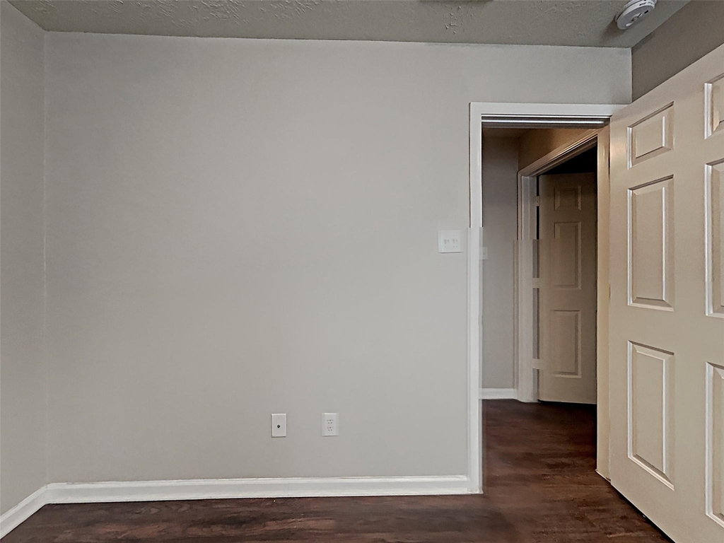 9010 York Hollow Lane - Photo 10
