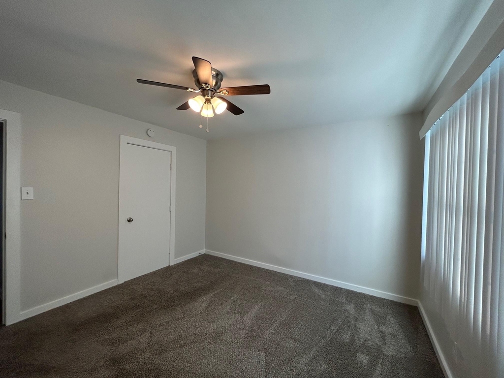 3629 N Macgregor Wa - Photo 17