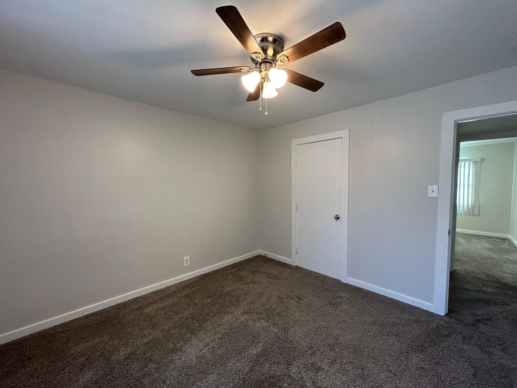 3629 N Macgregor Wa - Photo 13