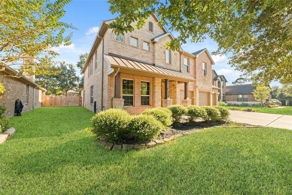 2051 Brodie Lane - Photo 2