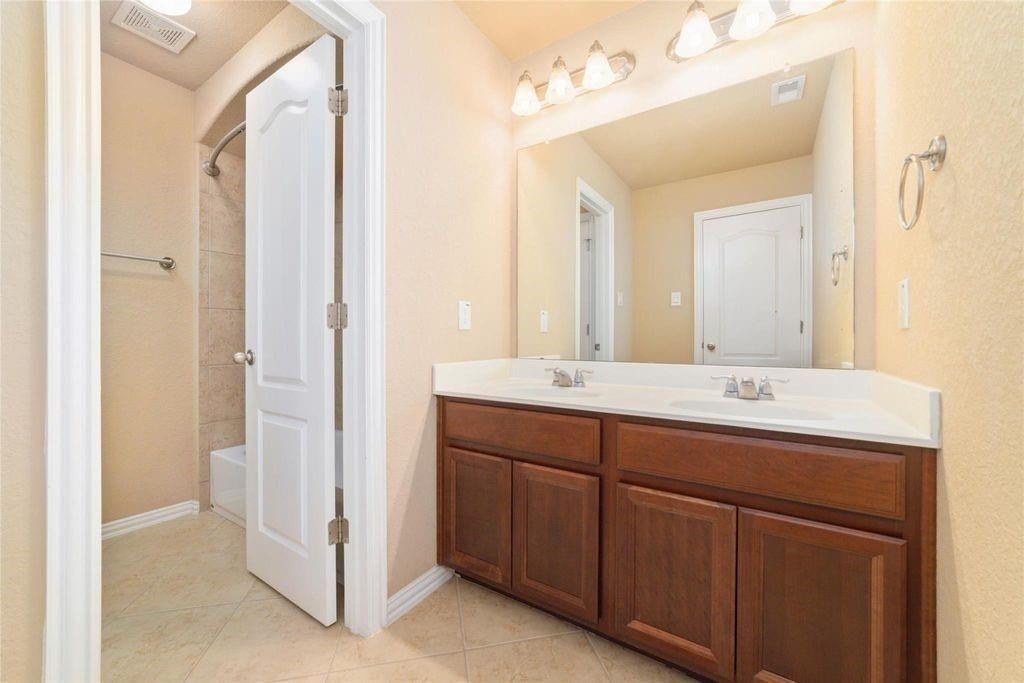 2051 Brodie Lane - Photo 44