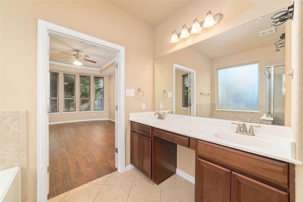 2051 Brodie Lane - Photo 31