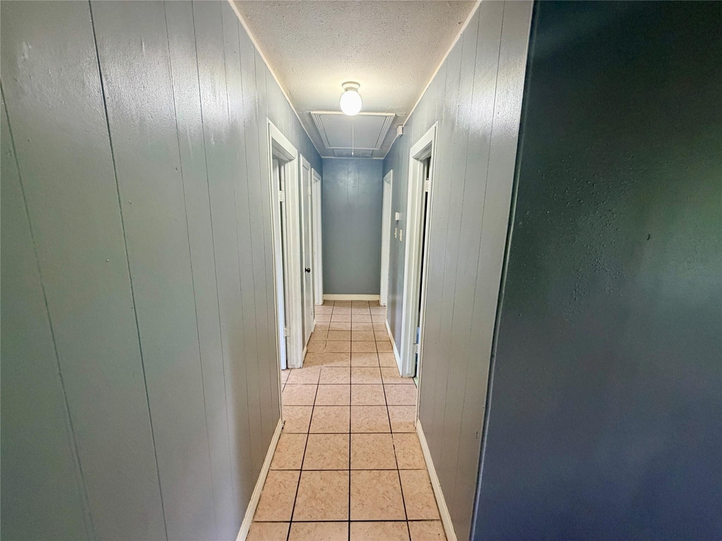 15915 Jennings Road - Photo 10