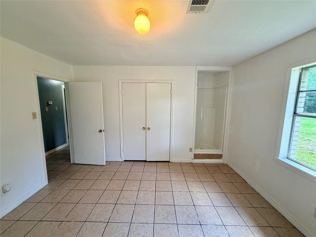 15915 Jennings Road - Photo 17