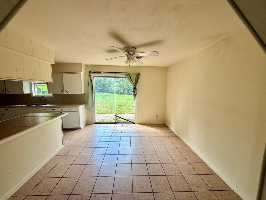 15915 Jennings Road - Photo 5