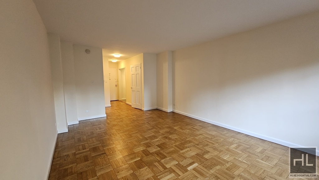 East 79 Street - Photo 2