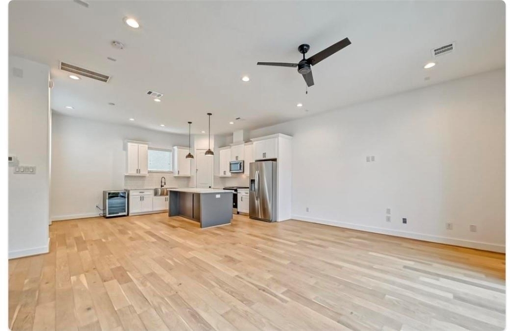 2713 Drew Street - Photo 10