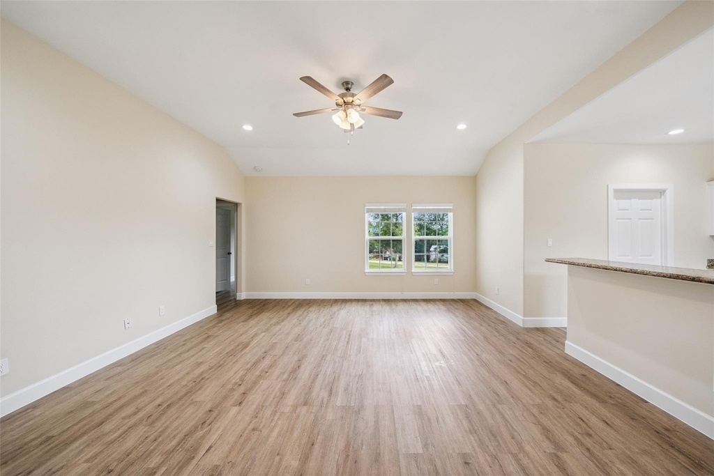 14107 Overstreet - Photo 7