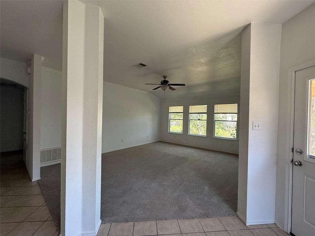 211 Waterlily Way - Photo 8