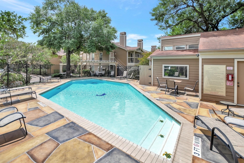 1880 White Oak Drive - Photo 22