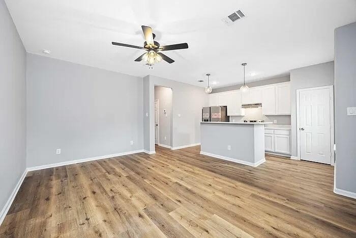 4507 White Rock Street - Photo 4