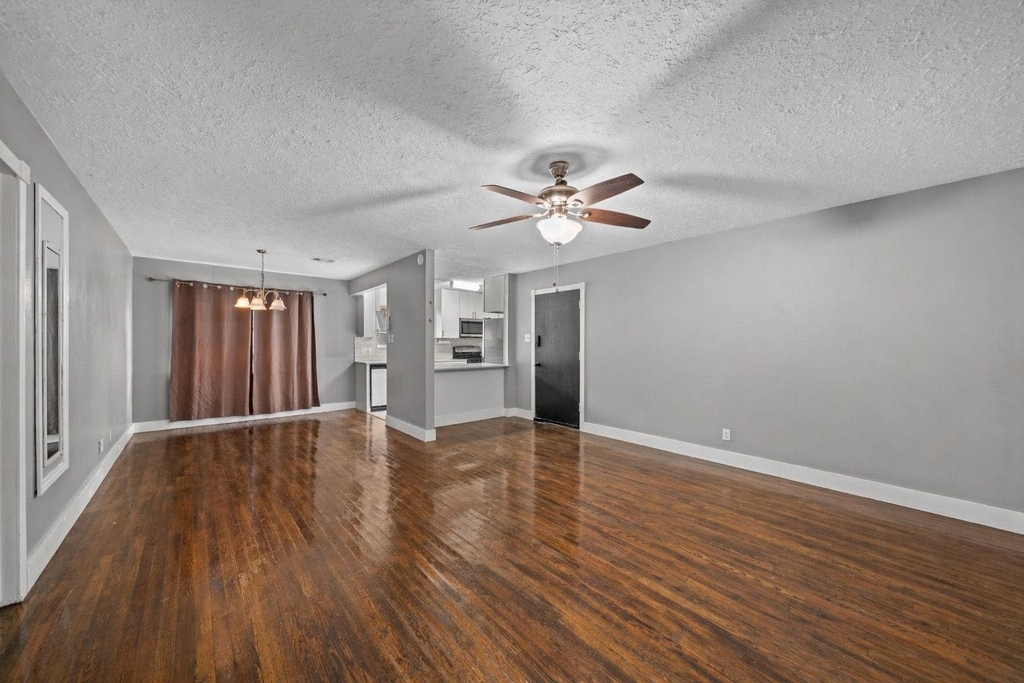 3002 Newcastle Drive - Photo 9