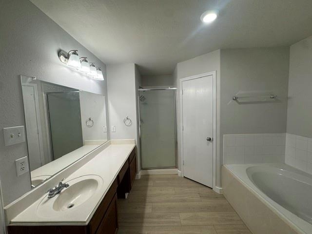 2654 Daryns Landing Drive - Photo 4