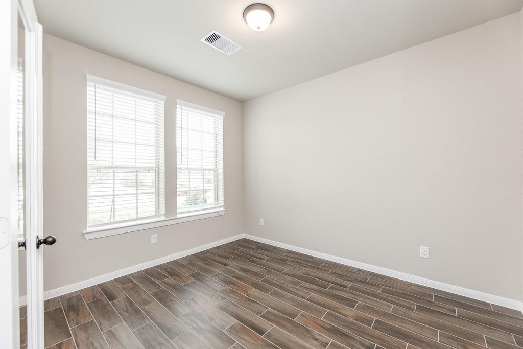 30338 Tall Fescue Drive - Photo 5