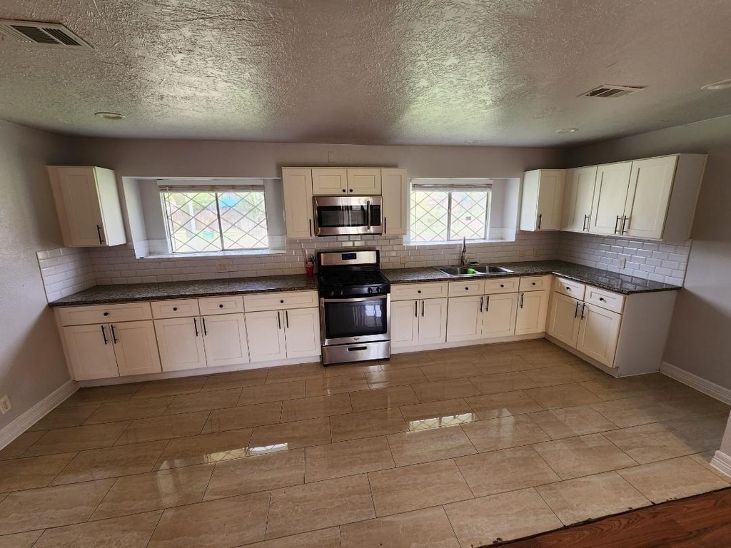 4203 Brookston Street - Photo 2